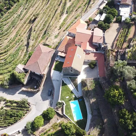 Casa Do Cruzeiro * Alvacoes do Corgo