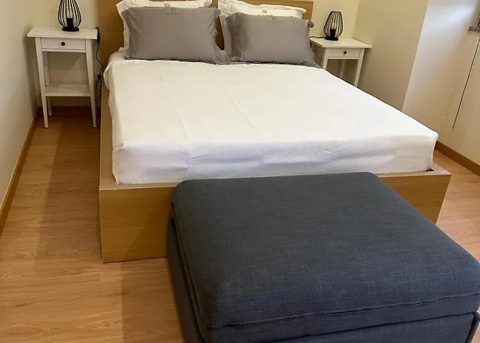 Casa Do Cruzeiro Zajazd Alvacoes do Corgo