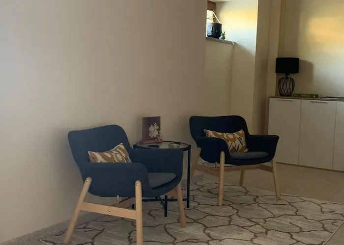 Casa Do Cruzeiro Zajazd Alvacoes do Corgo