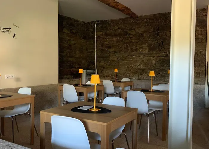 Casa Do Cruzeiro Zajazd Alvacoes do Corgo