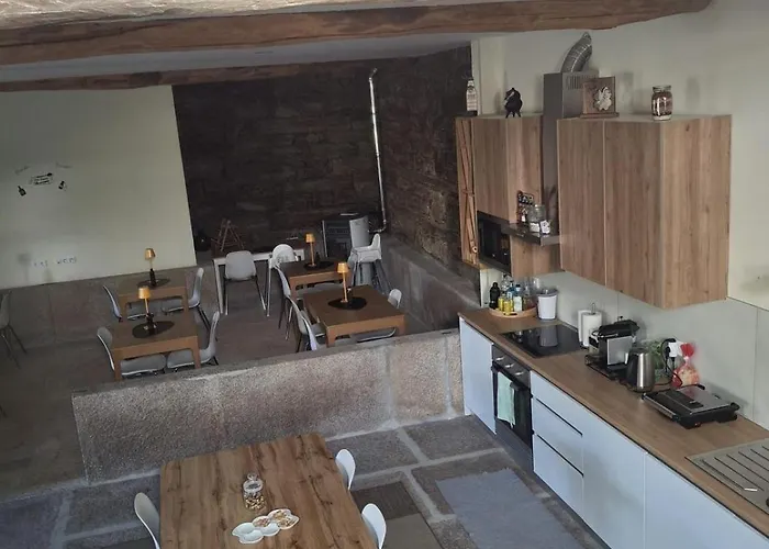 Casa Do Cruzeiro * Alvacoes do Corgo